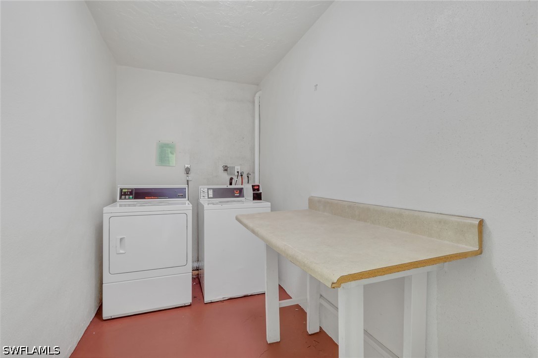 1 Bed Condominium for Sale in Naples, photo 37