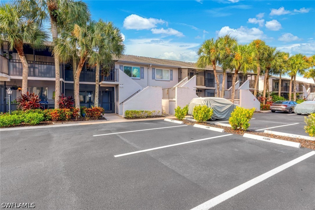 2 Bed Condominium for Sale in Winterpark, photo 37