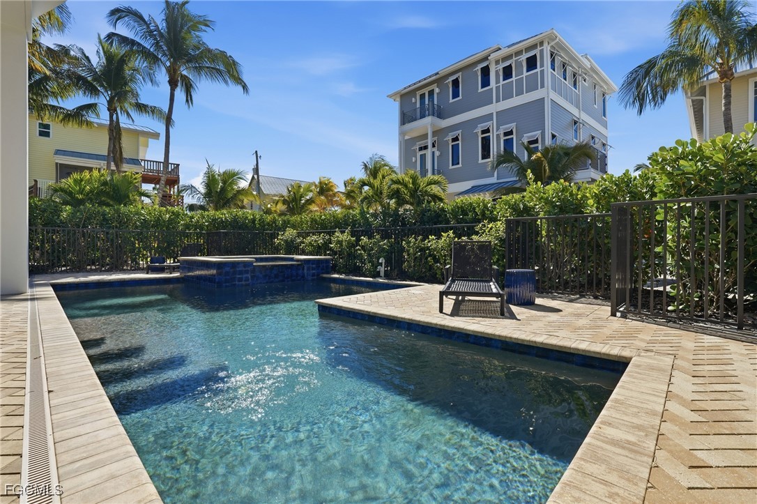 3 Bed Pool Home for Sale in Turtle Walk, photo 38