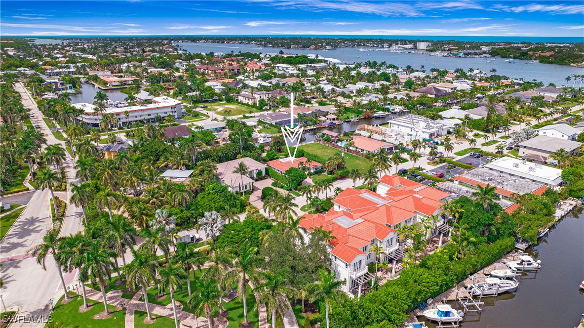 3 Bed Pool Home for Sale in Golden Shores, photo 38