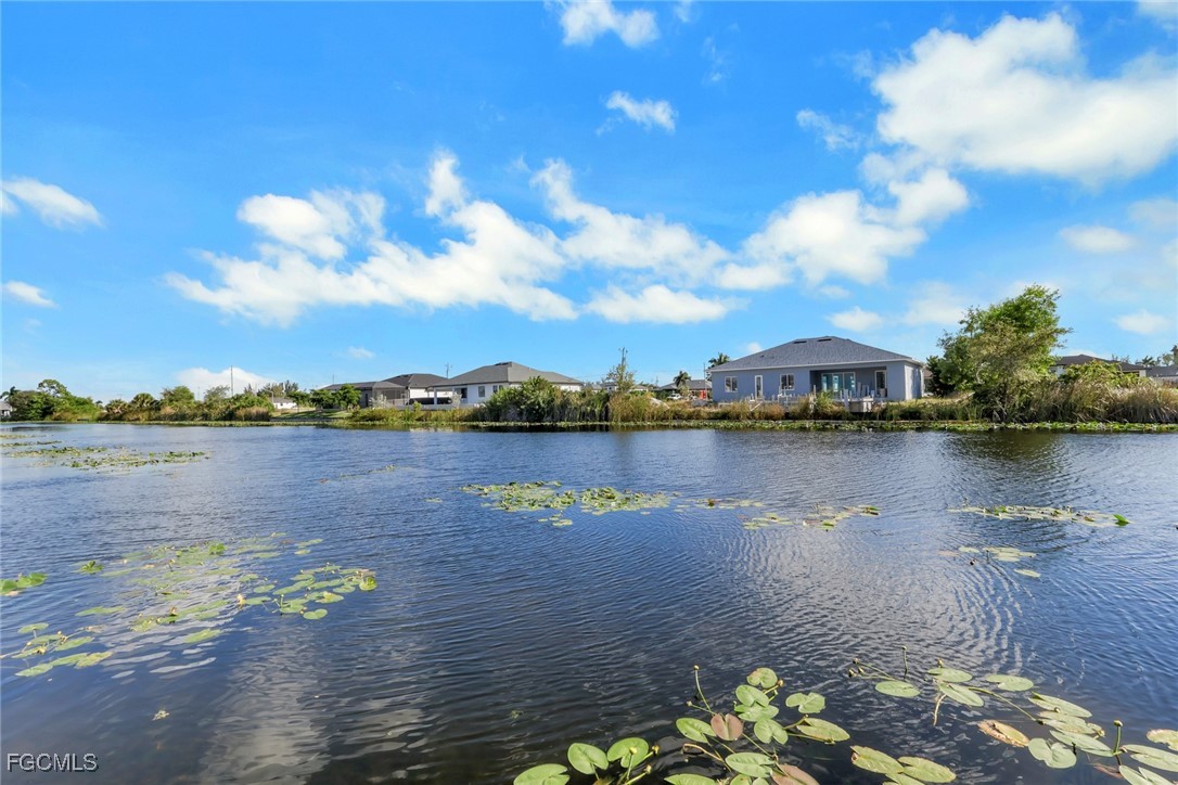 3 Bed Pool Home for Sale in Cape Coral, photo 38