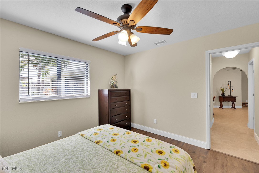 3 Bed SingleFamilyResidence for Sale in Cape Coral, photo 38