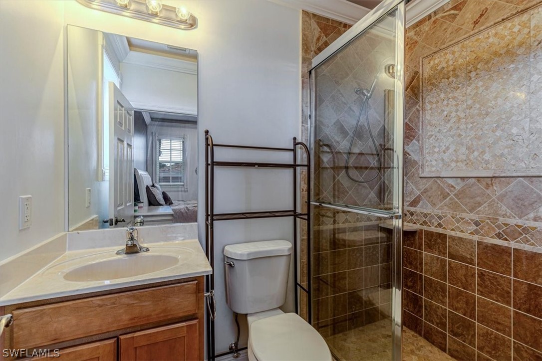 5 Bed SingleFamilyResidence for Sale in Naples, photo 38