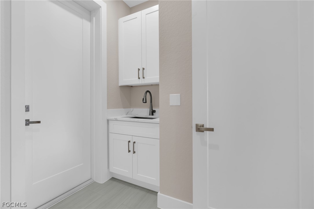 3 Bed SingleFamilyResidence for Sale in Port Labelle, photo 38