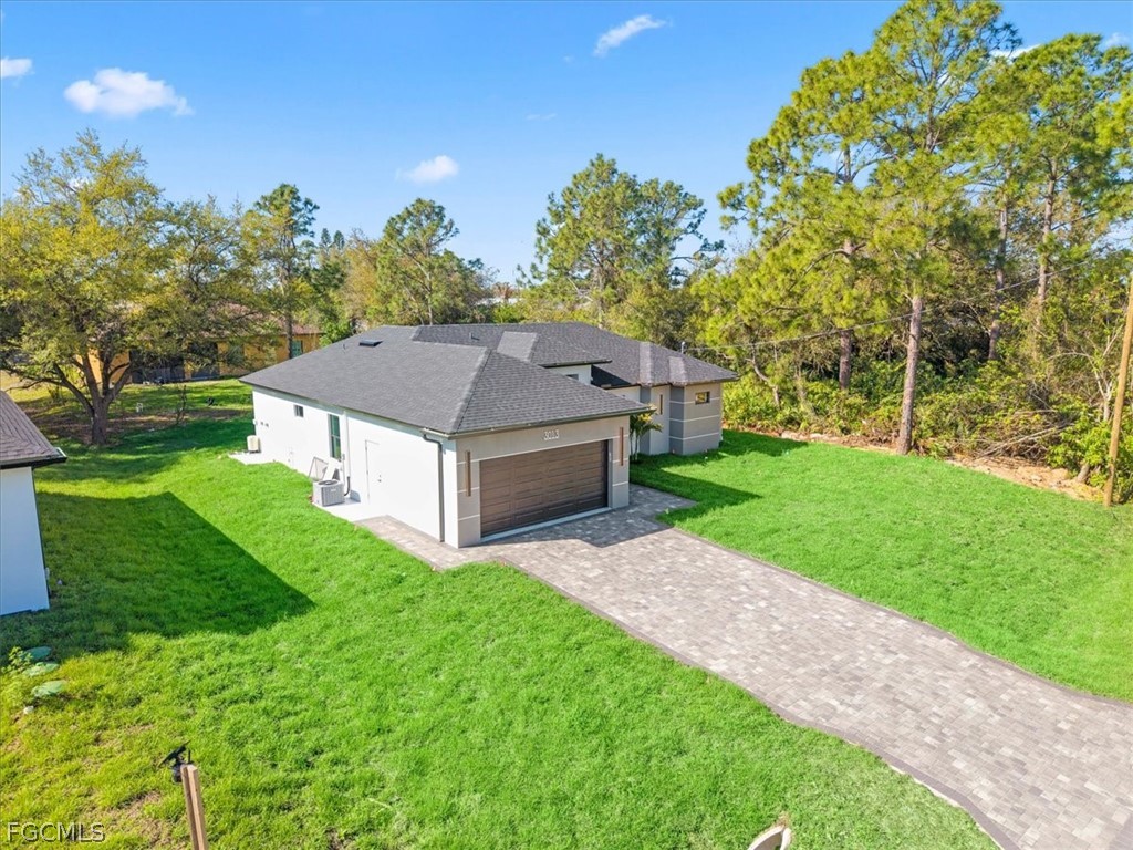 4 Bed SingleFamilyResidence for Sale in Lehigh Acres, photo 38