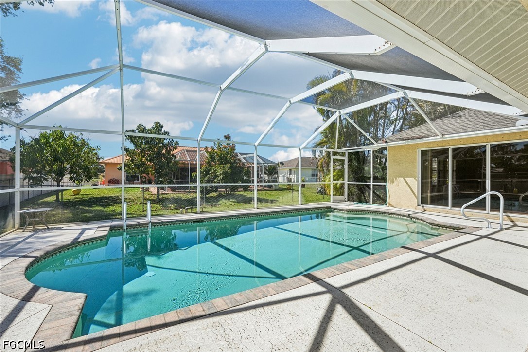3 Bed Pool Home for Sale in Lehigh Acres, photo 38