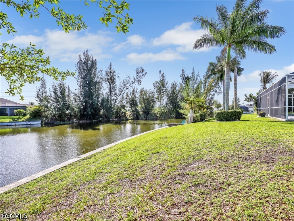 3 Bed Pool Home for Sale in Cape Coral, photo 38