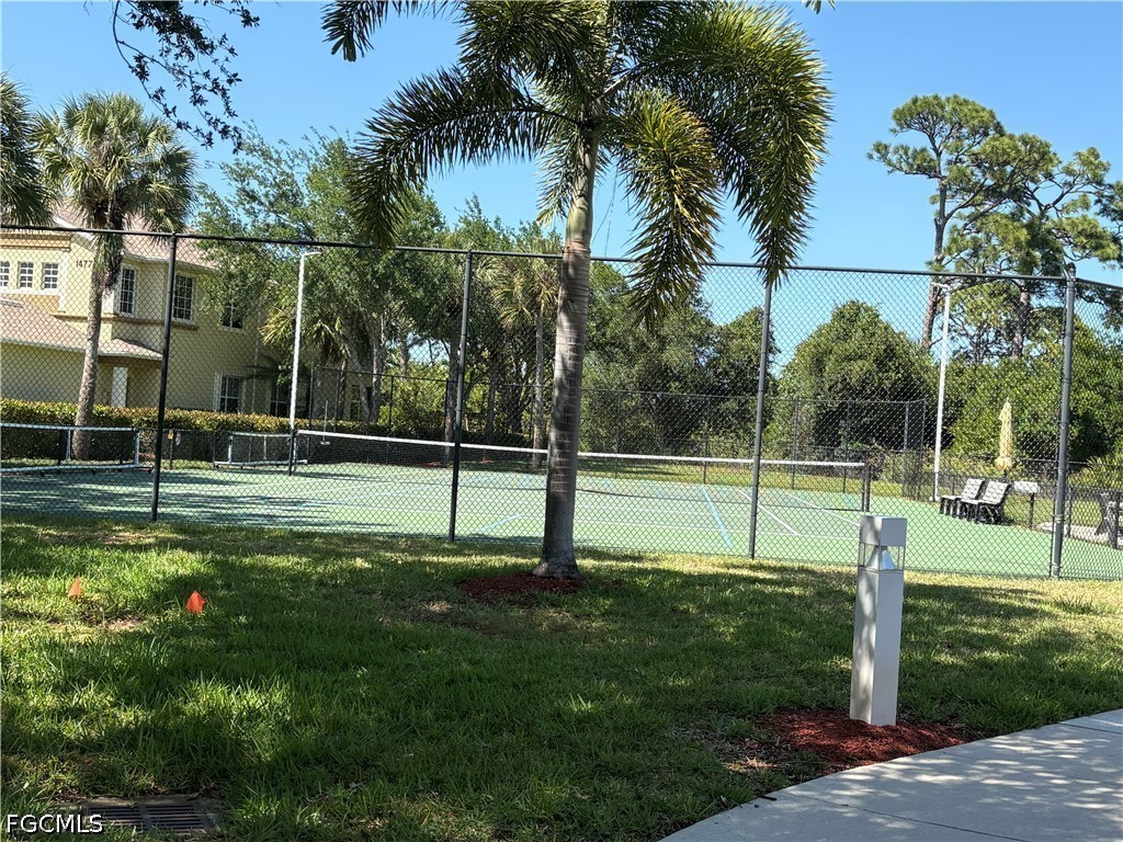 2 Bed Waterfront Home for Sale in Fort Myers, photo 38