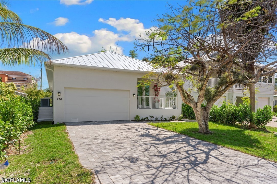 4 Bed SingleFamilyResidence for Sale in Naples, photo 38