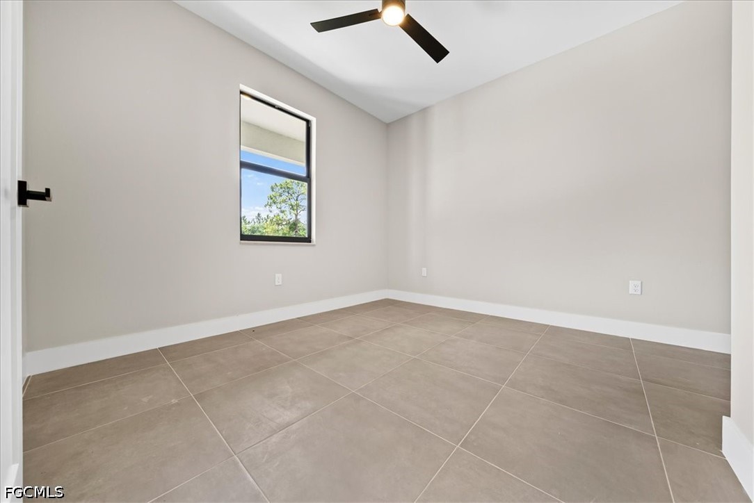 6 Bed Duplex for Sale in Lehigh Acres, photo 38