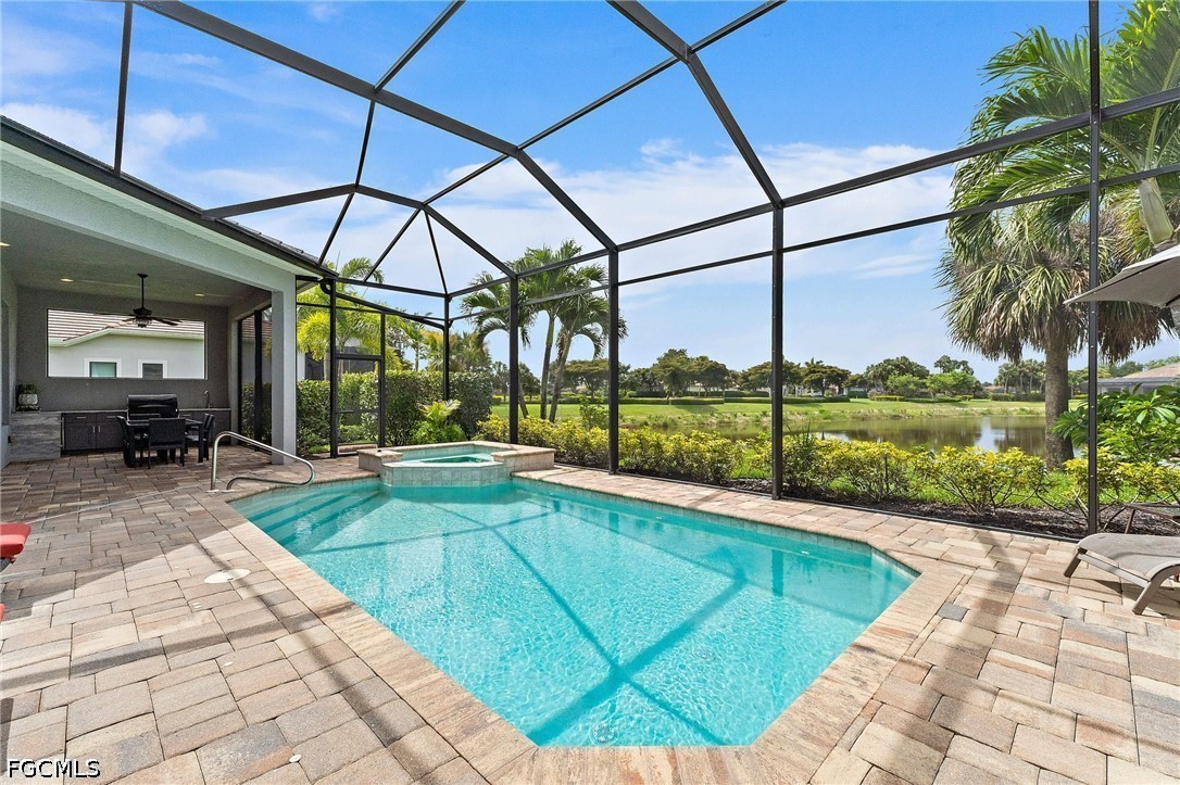 4 Bed Pool Home for Sale in Torrey Pines, photo 38