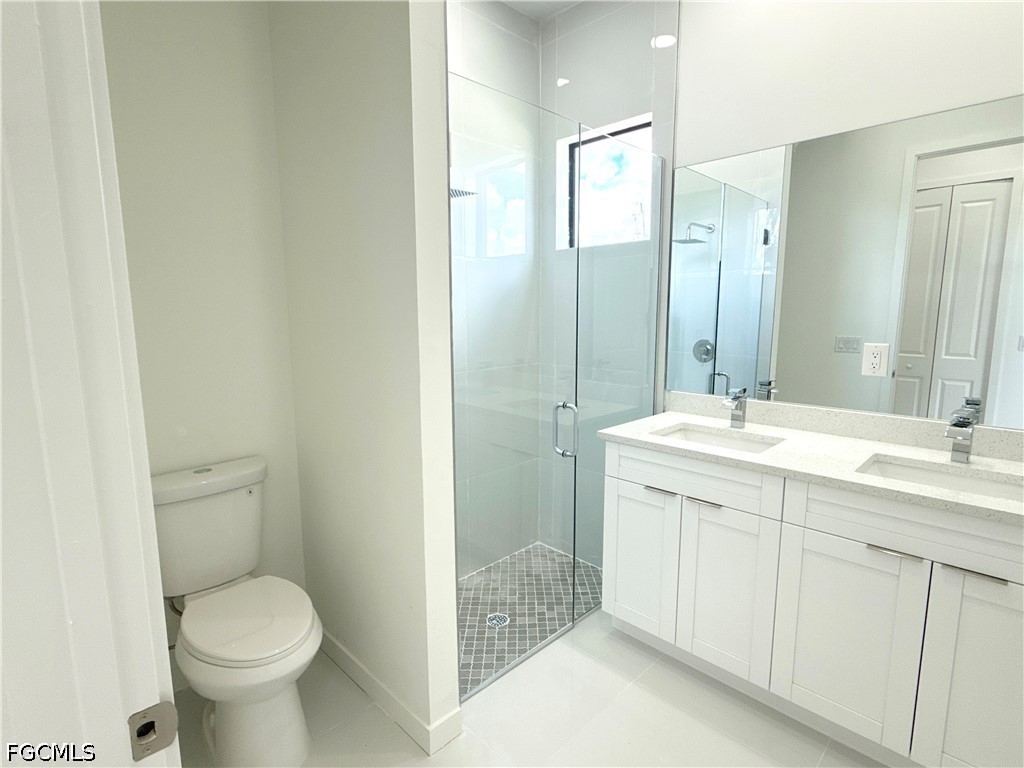 4 Bed SingleFamilyResidence for Sale in Cape Coral, photo 38