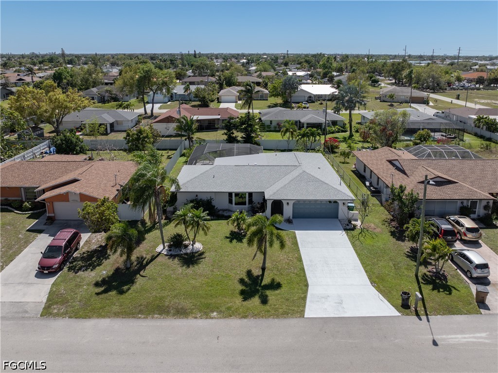 3 Bed Pool Home for Sale in Cape Coral, photo 38