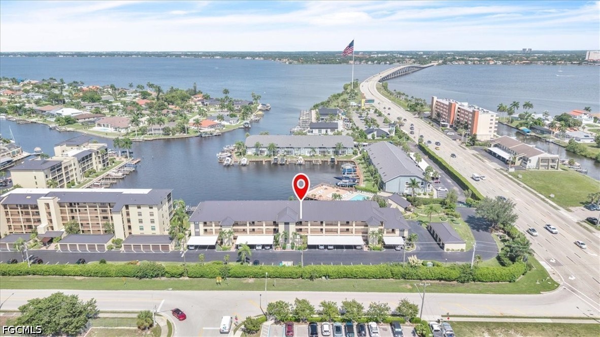 2 Bed Waterfront Home for Sale in Cape Coral, photo 38