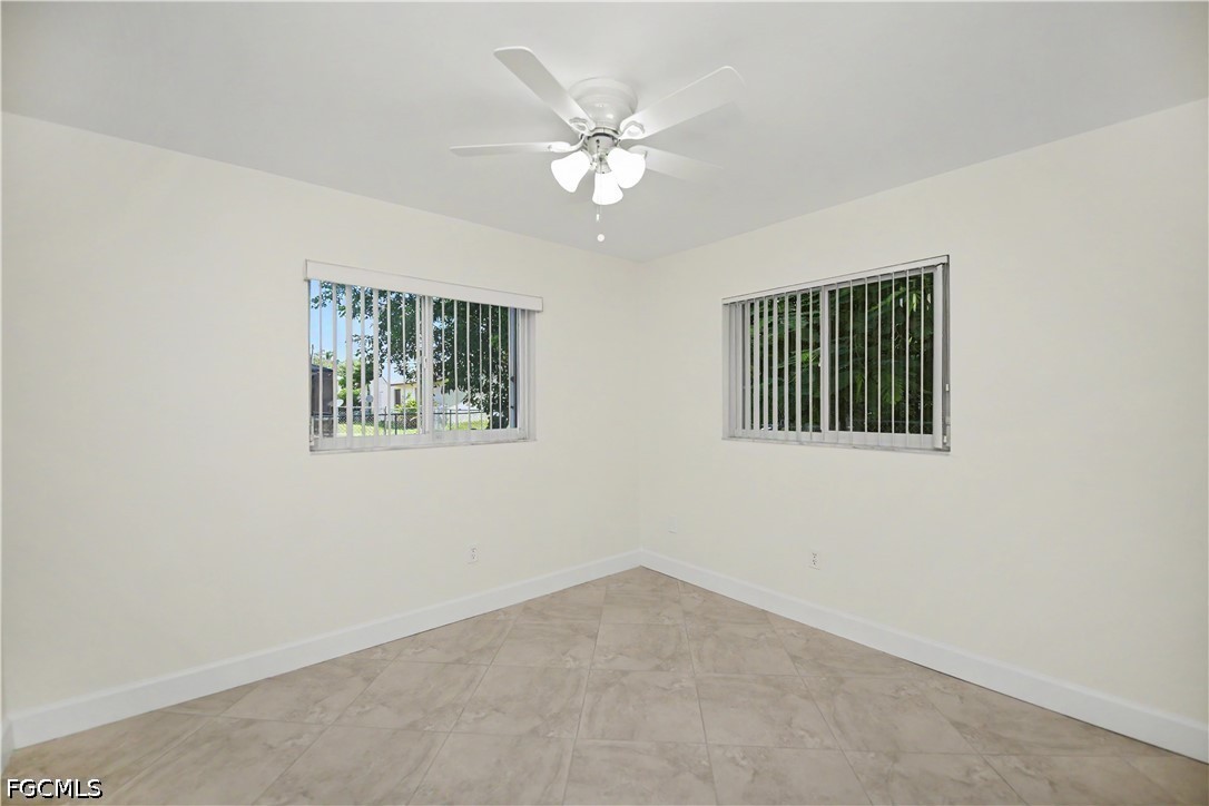 3 Bed SingleFamilyResidence for Sale in Cape Coral, photo 38