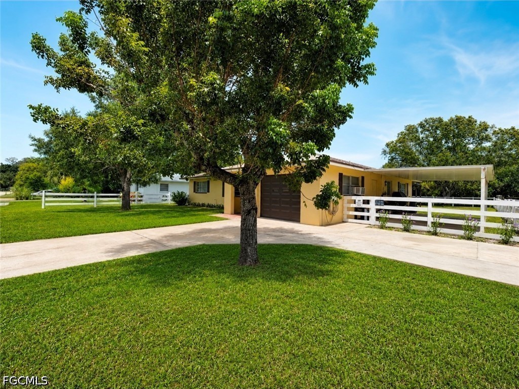 3 Bed SingleFamilyResidence for Sale in North Fort Myers, photo 38