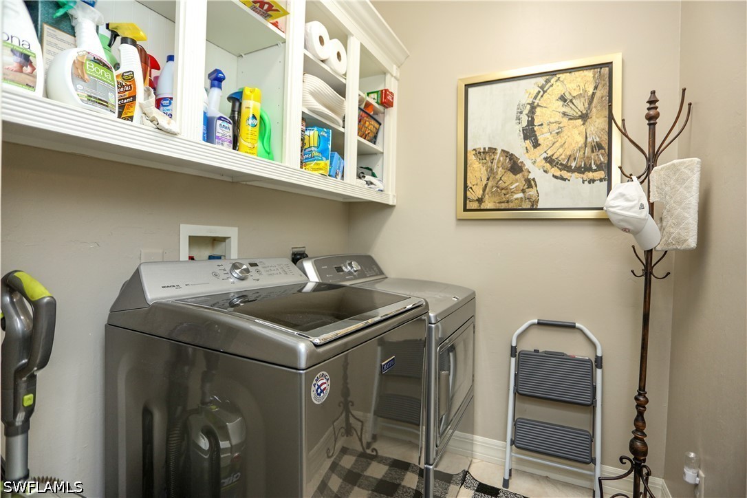 3 Bed Waterfront Home for Sale in Naples, photo 38