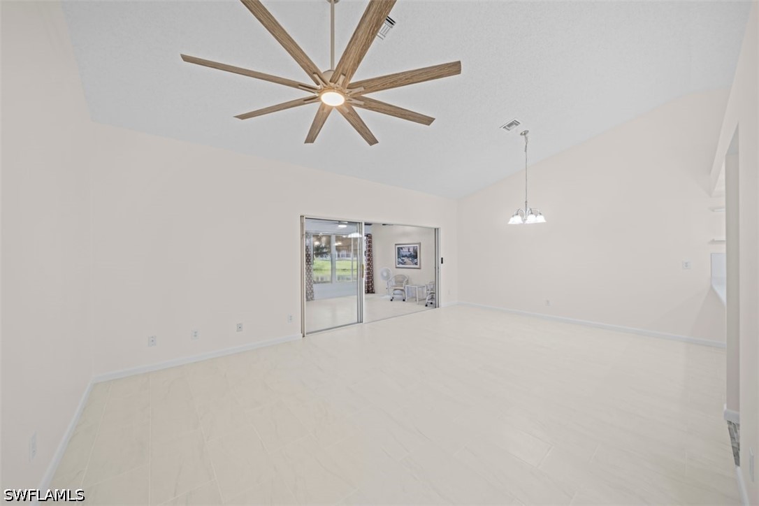 2 Bed Waterfront Home for Sale in Fort Myers, photo 38