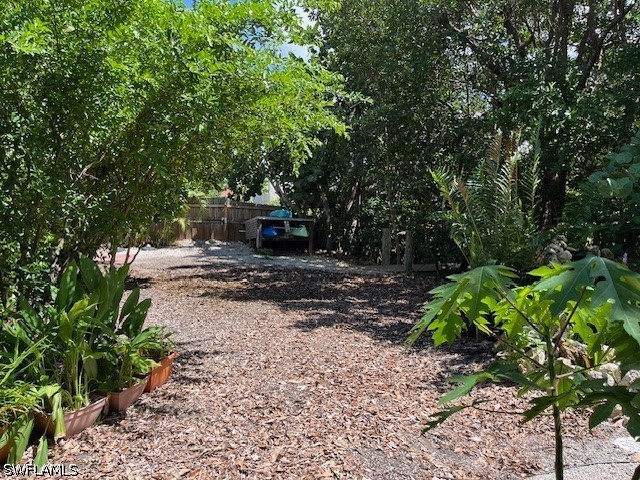 3 Bed Waterfront Home for Sale in Naples, photo 38