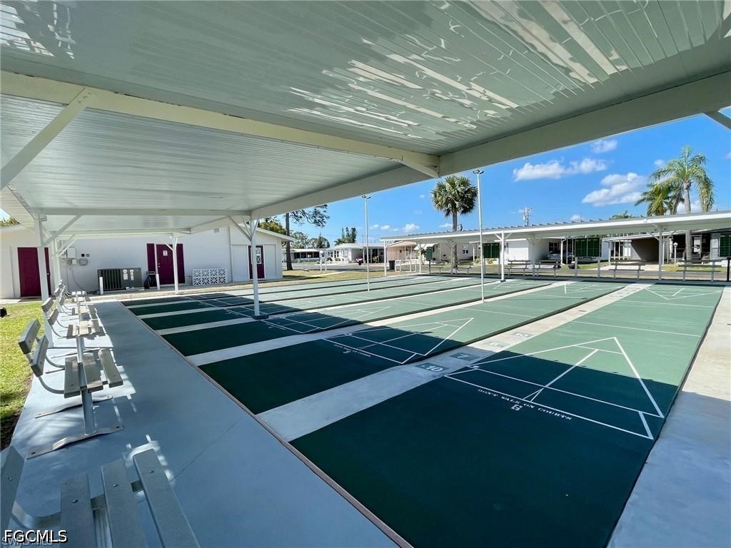 2 Bed ManufacturedHome for Sale in North Fort Myers, photo 38