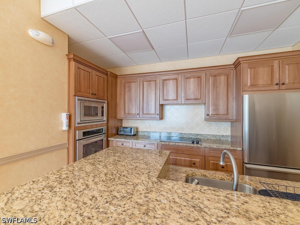 2 Bed Waterfront Home for Sale in Marco Island, photo 38