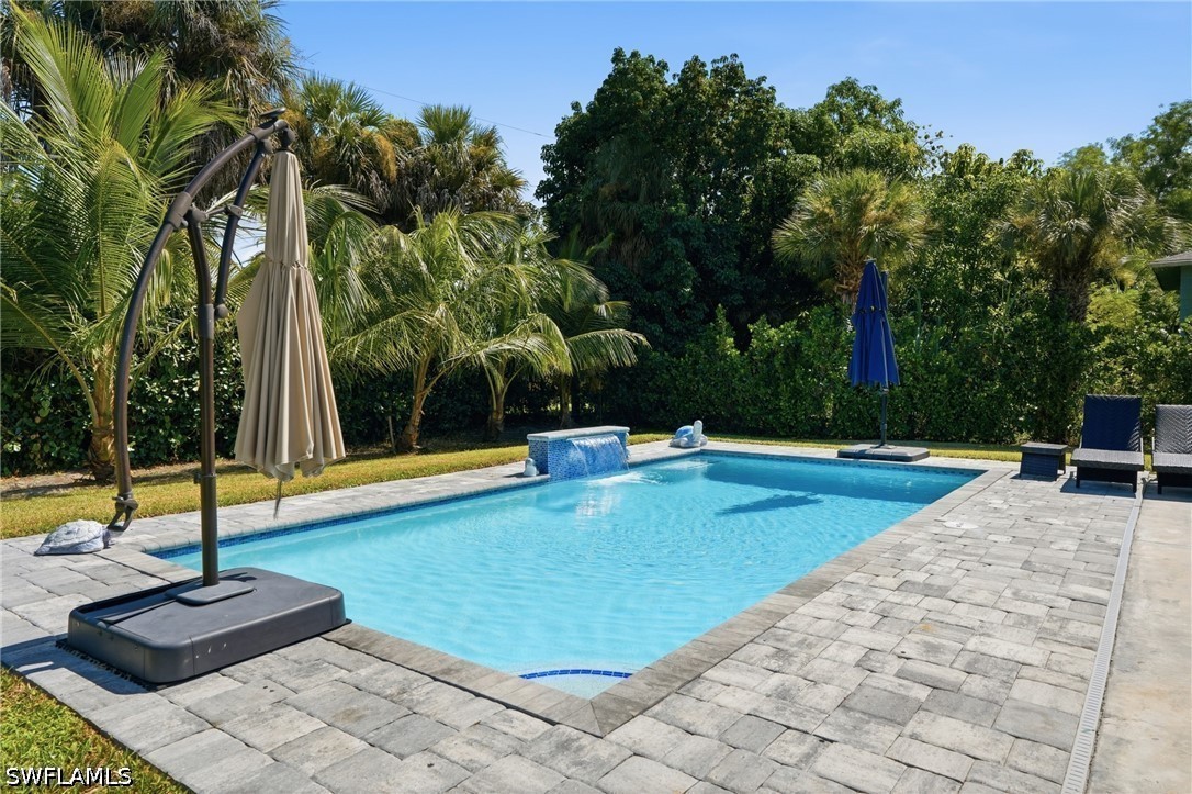 4 Bed Pool Home for Sale in Hallendale, photo 38