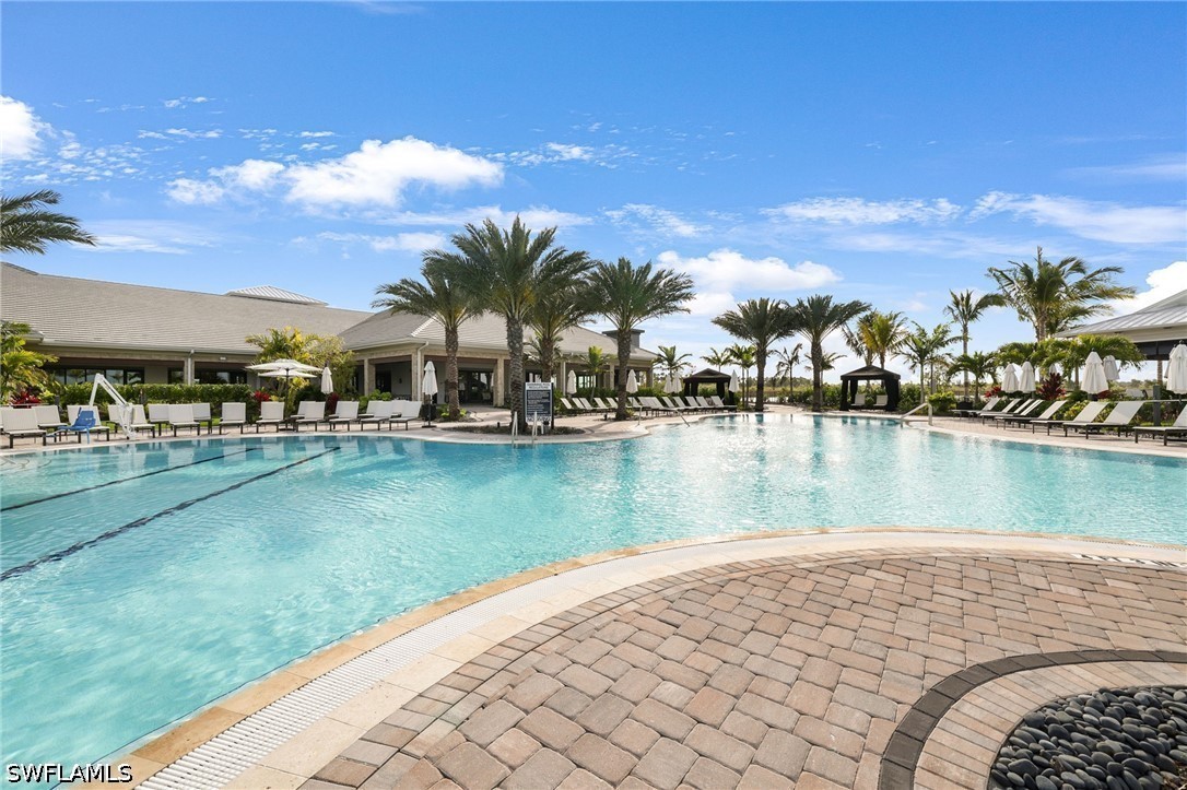 2 Bed Waterfront Home for Sale in Fort Myers, photo 38