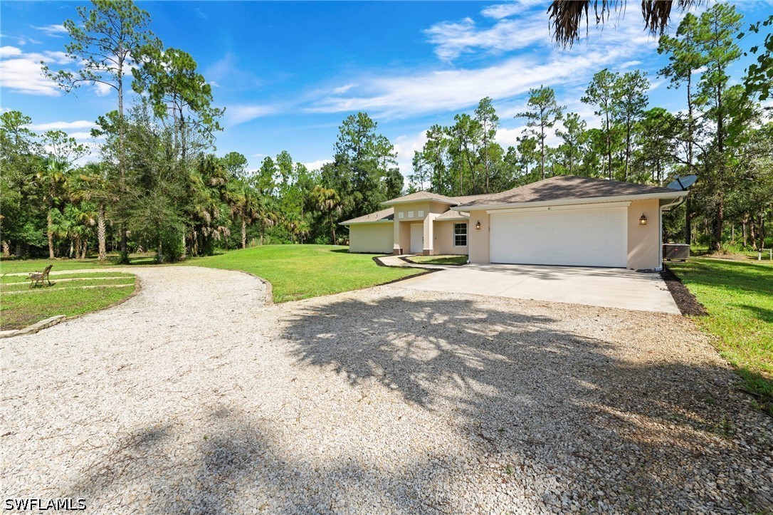 3 Bed SingleFamilyResidence for Sale in Naples, photo 38