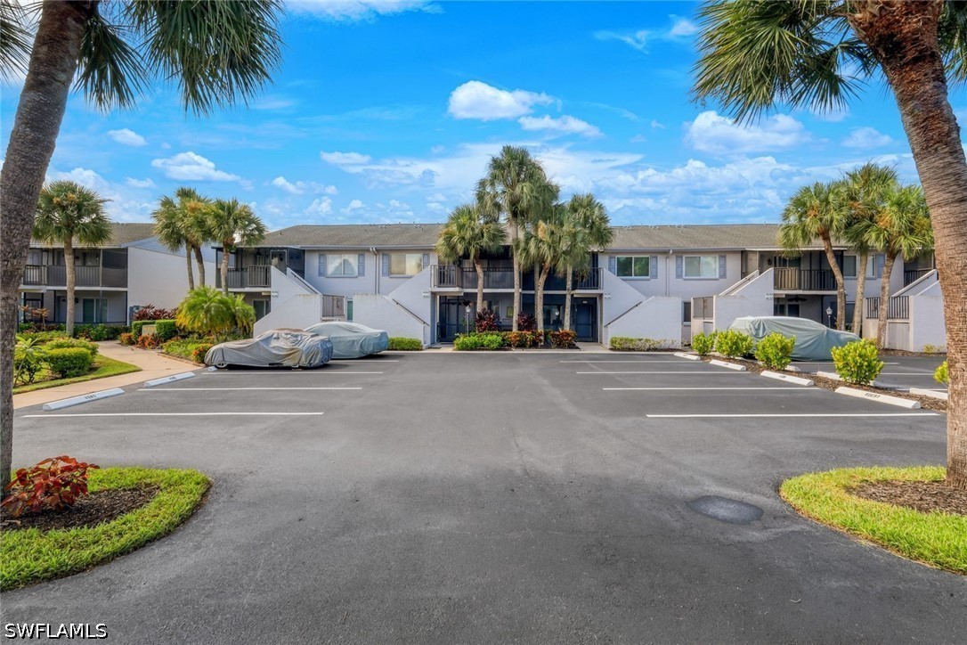2 Bed Condominium for Sale in Winterpark, photo 38