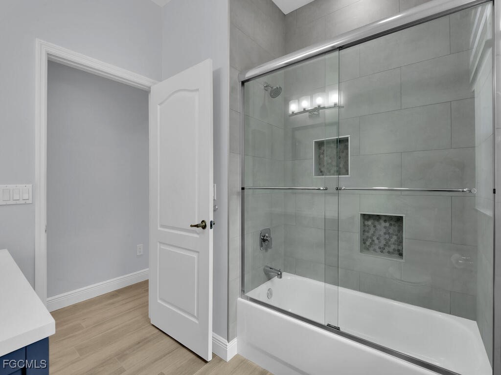 5 Bed Pool Home for Sale in Rose Garden, photo 39