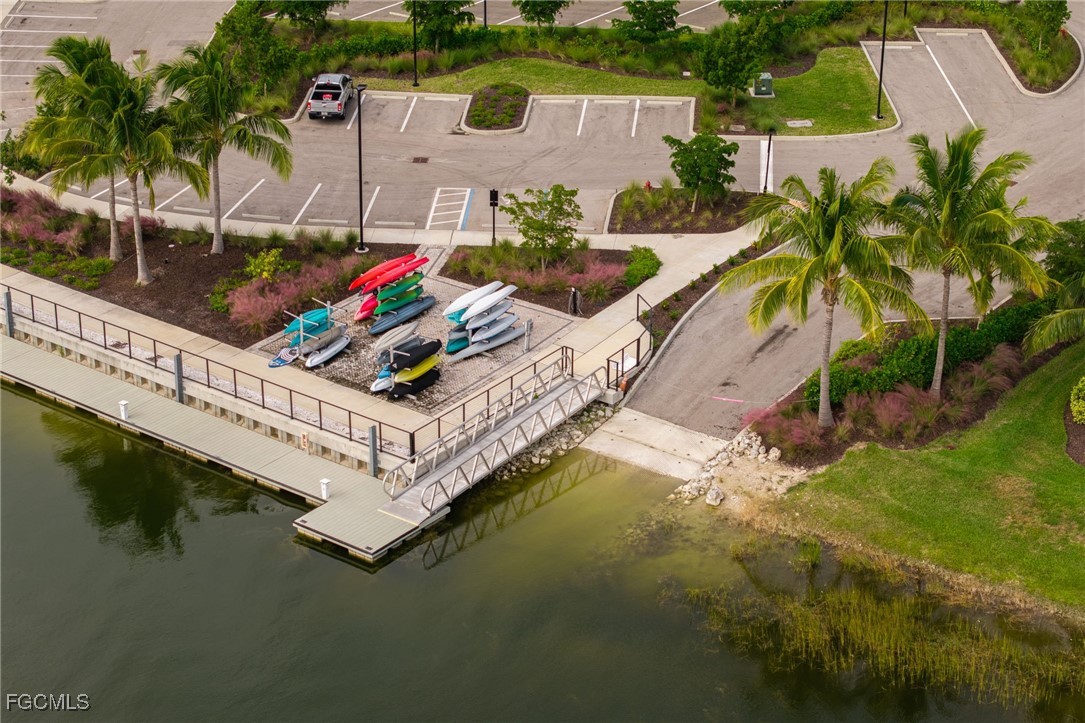 2 Bed Waterfront Home for Sale in Fort Myers, photo 39