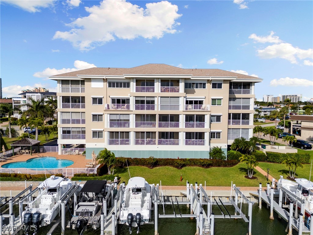 3 Bed Waterfront Home for Sale in Marco Island, photo 39
