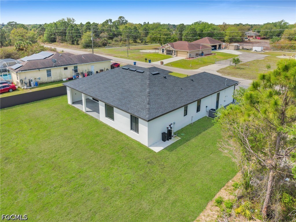 3 Bed SingleFamilyResidence for Sale in Lehigh Acres, photo 39