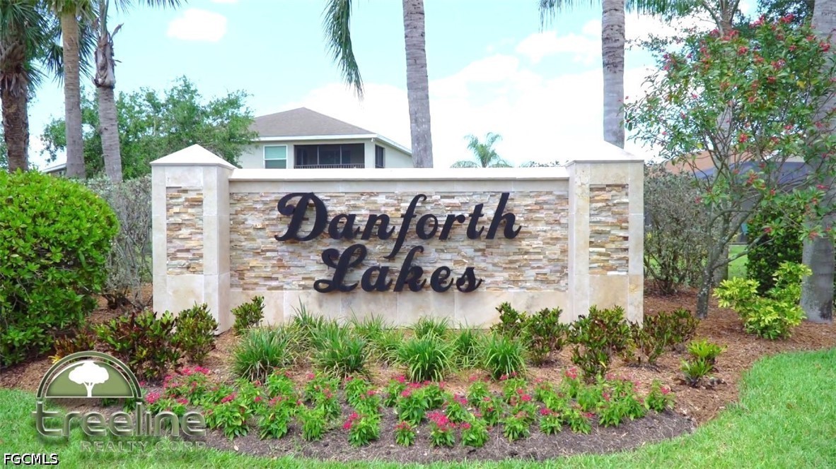 4 Bed SingleFamilyResidence for Sale in Danforth Lakes, photo 39