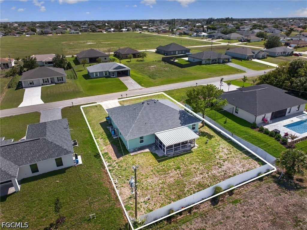 3 Bed SingleFamilyResidence for Sale in Cape Coral, photo 39