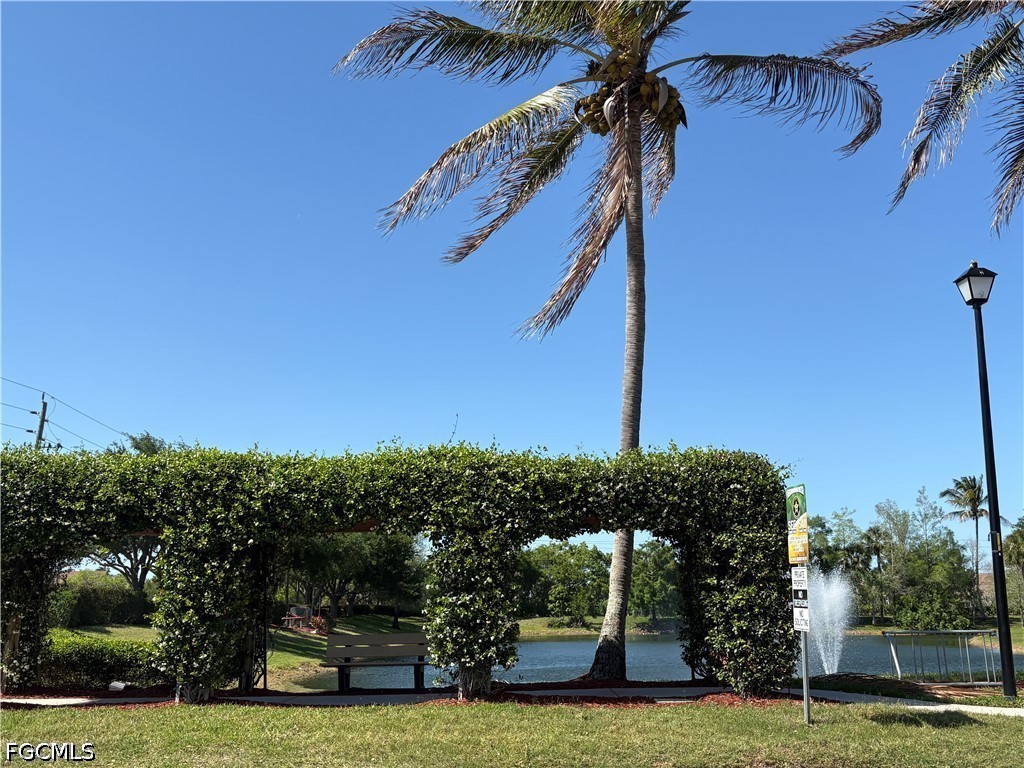 2 Bed Waterfront Home for Sale in Fort Myers, photo 39