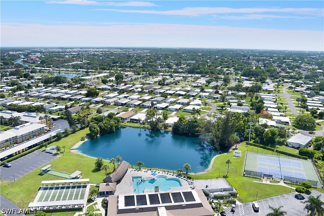 2 Bed Waterfront Home for Sale in Naples, photo 39