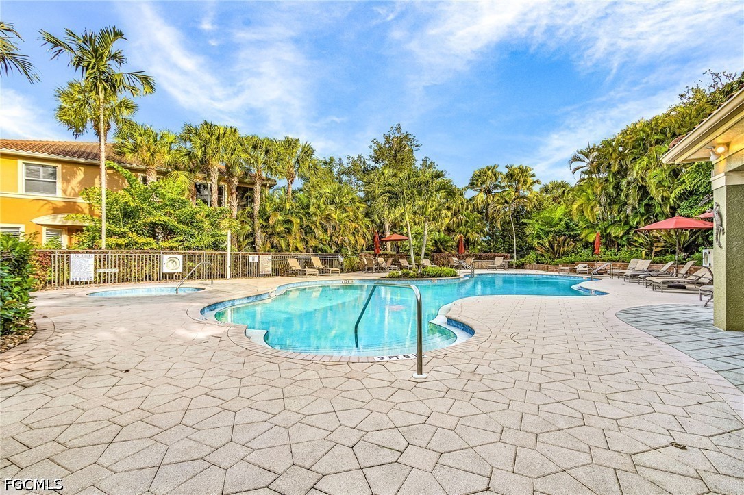 2 Bed Waterfront Home for Sale in Toscana, photo 39