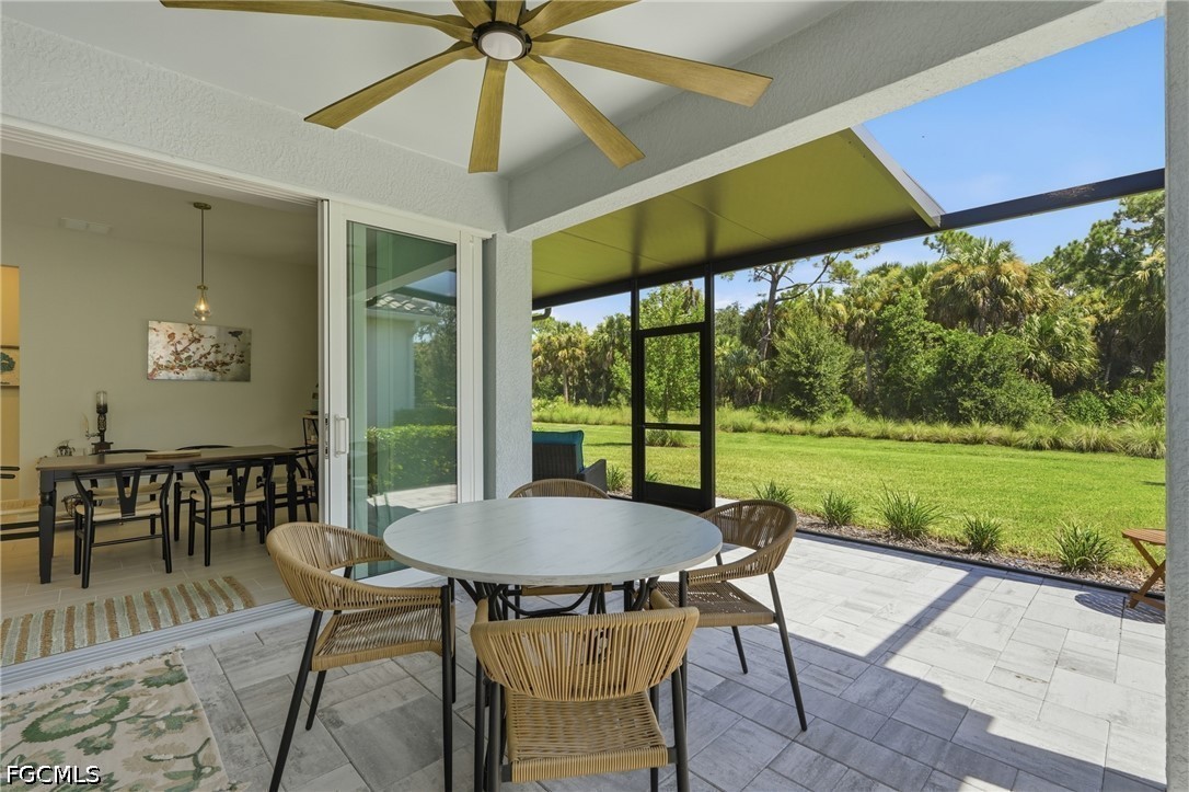 2 Bed SingleFamilyResidence for Sale in North Fort Myers, photo 39