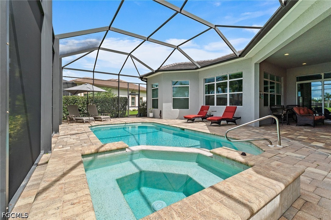 4 Bed Pool Home for Sale in Torrey Pines, photo 39