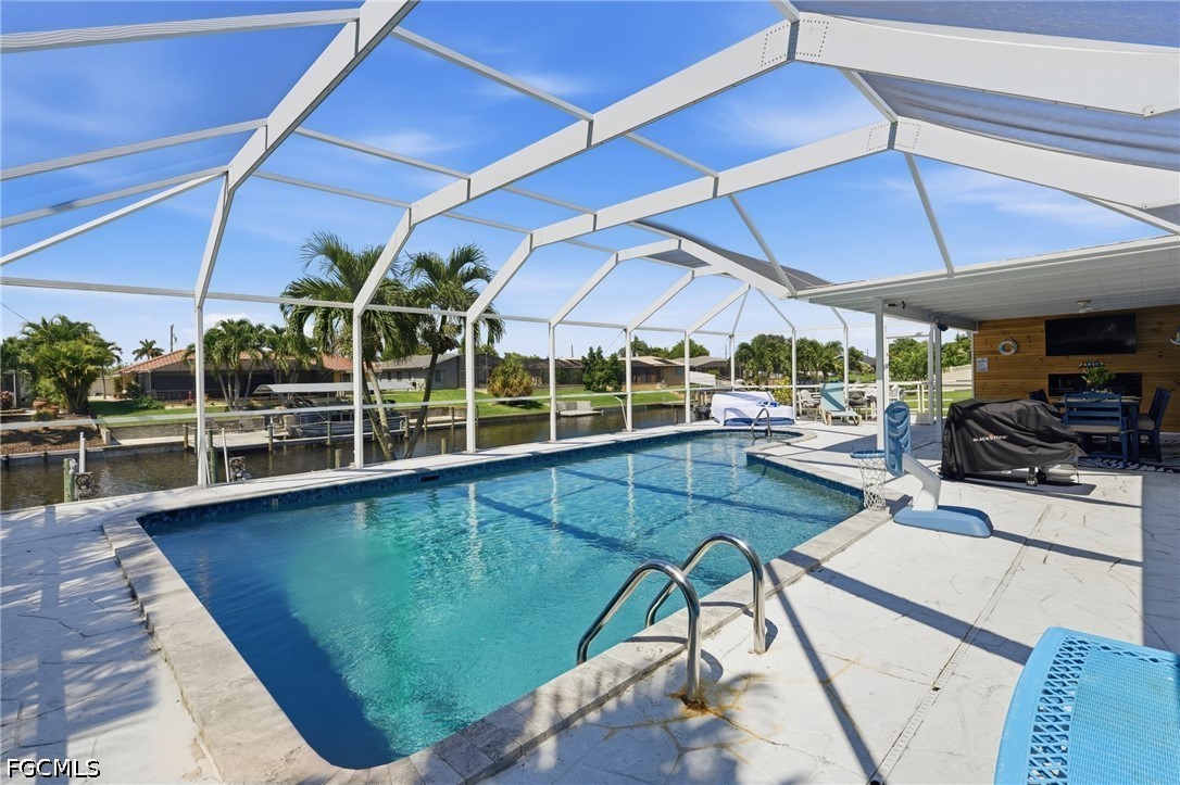 4 Bed Pool Home for Sale in Cape Coral, photo 39