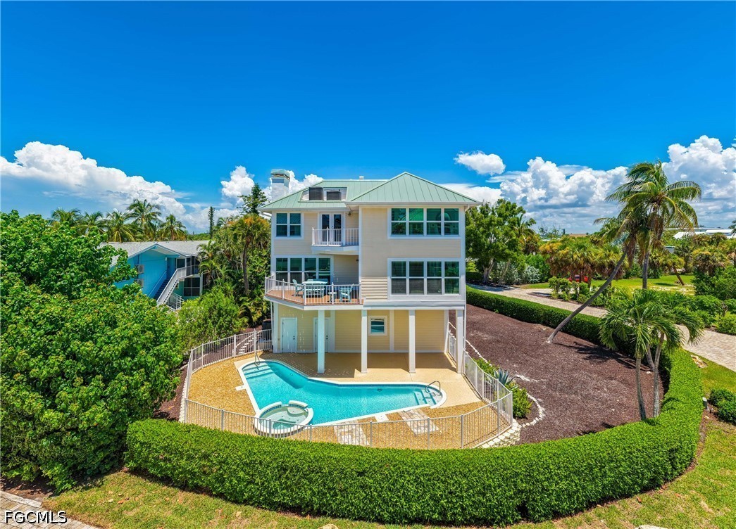 4 Bed Pool Home for Sale in Sanibel, photo 39