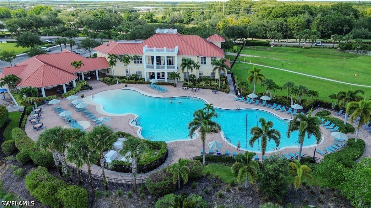 3 Bed Pool Home for Sale in Country Club, photo 39