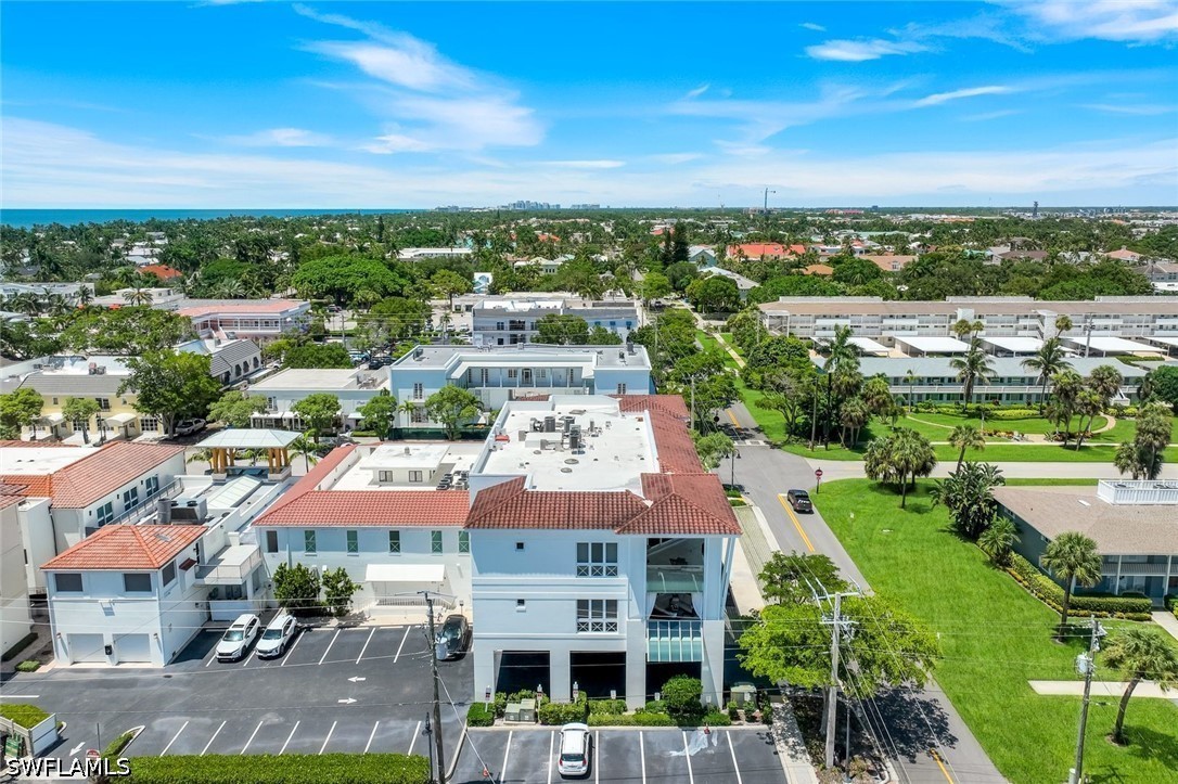 3 Bed Condominium for Sale in 382 Building, photo 39
