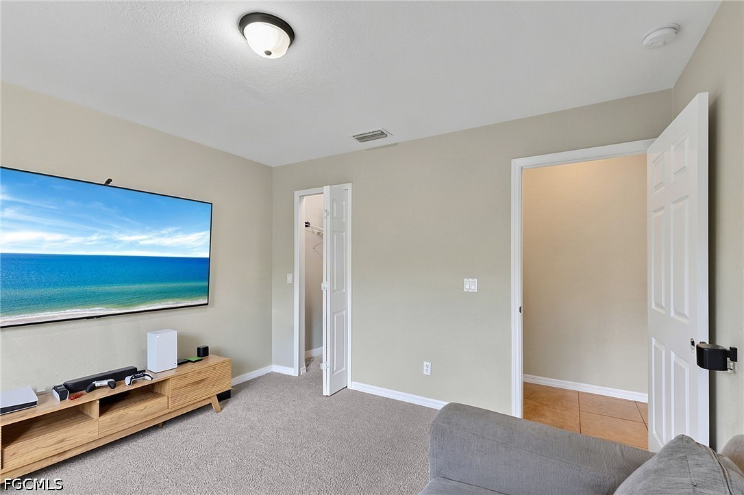 4 Bed SingleFamilyResidence for Sale in Lehigh Acres, photo 39