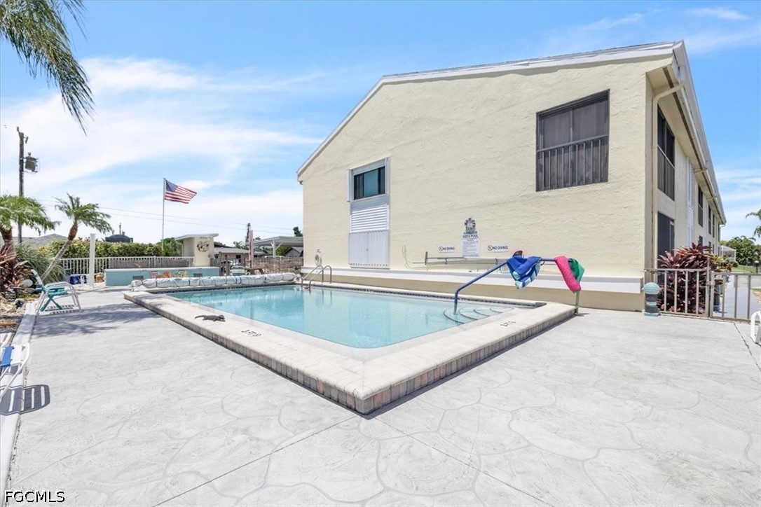 2 Bed Waterfront Home for Sale in Cape Coral, photo 39