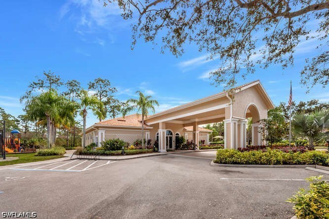 3 Bed Waterfront Home for Sale in Naples, photo 39