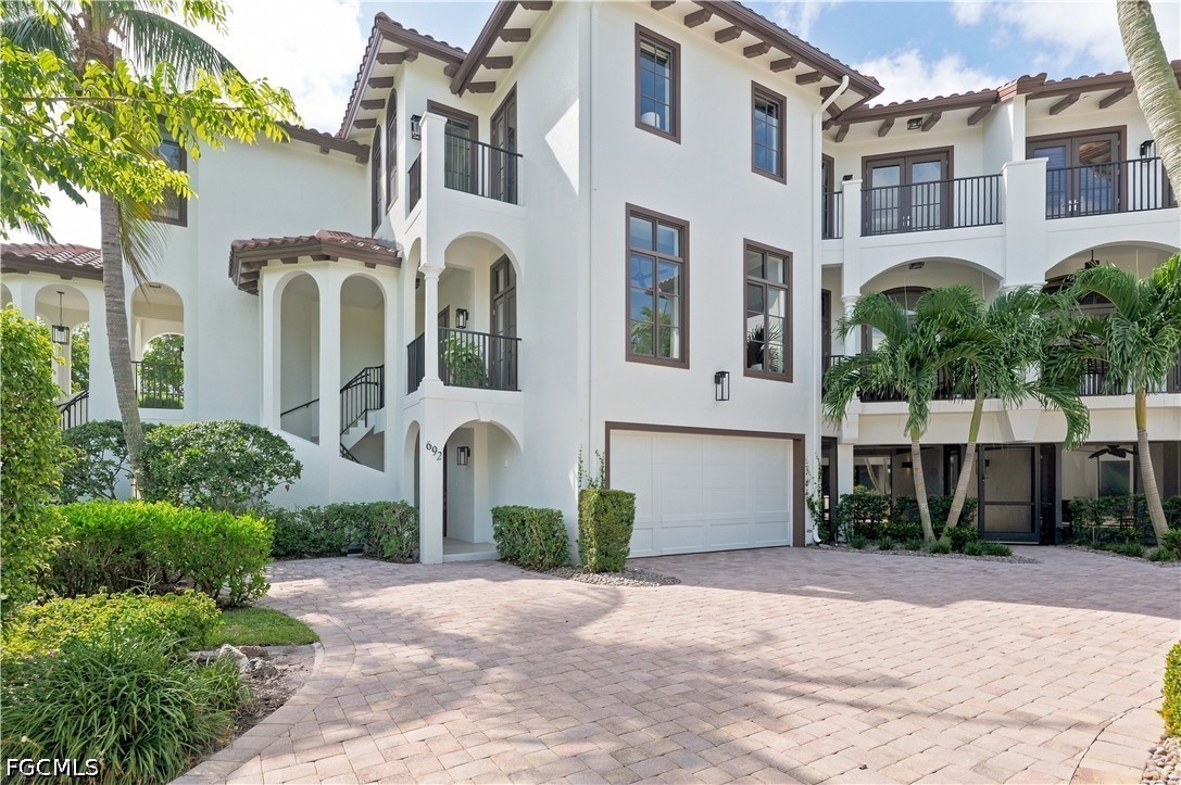 3 Bed Condominium for Sale in Bella Vita, photo 39