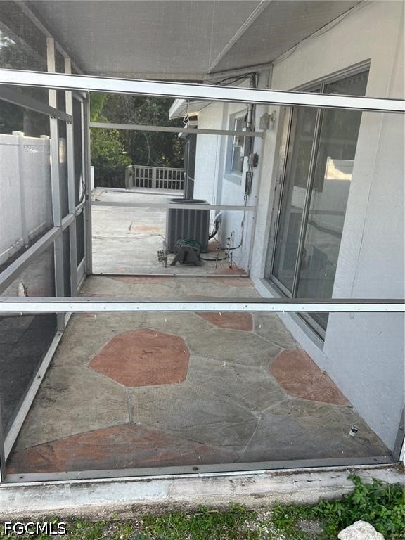 3 Bed Waterfront Home for Sale in Holeusa Estates, photo 39