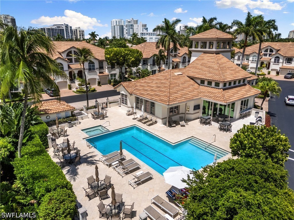 3 Bed Condominium for Sale in Colonade, photo 39